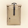RAINS SAC À DOS ROLLTOP - SAND