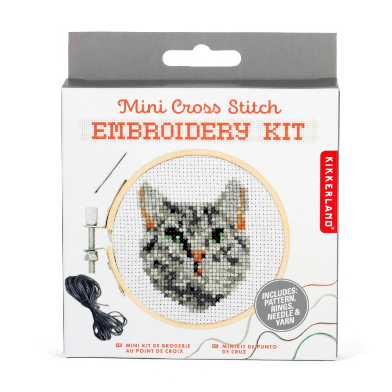 KIT BRODERIE CHAT